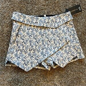 Floral Mini skort size M